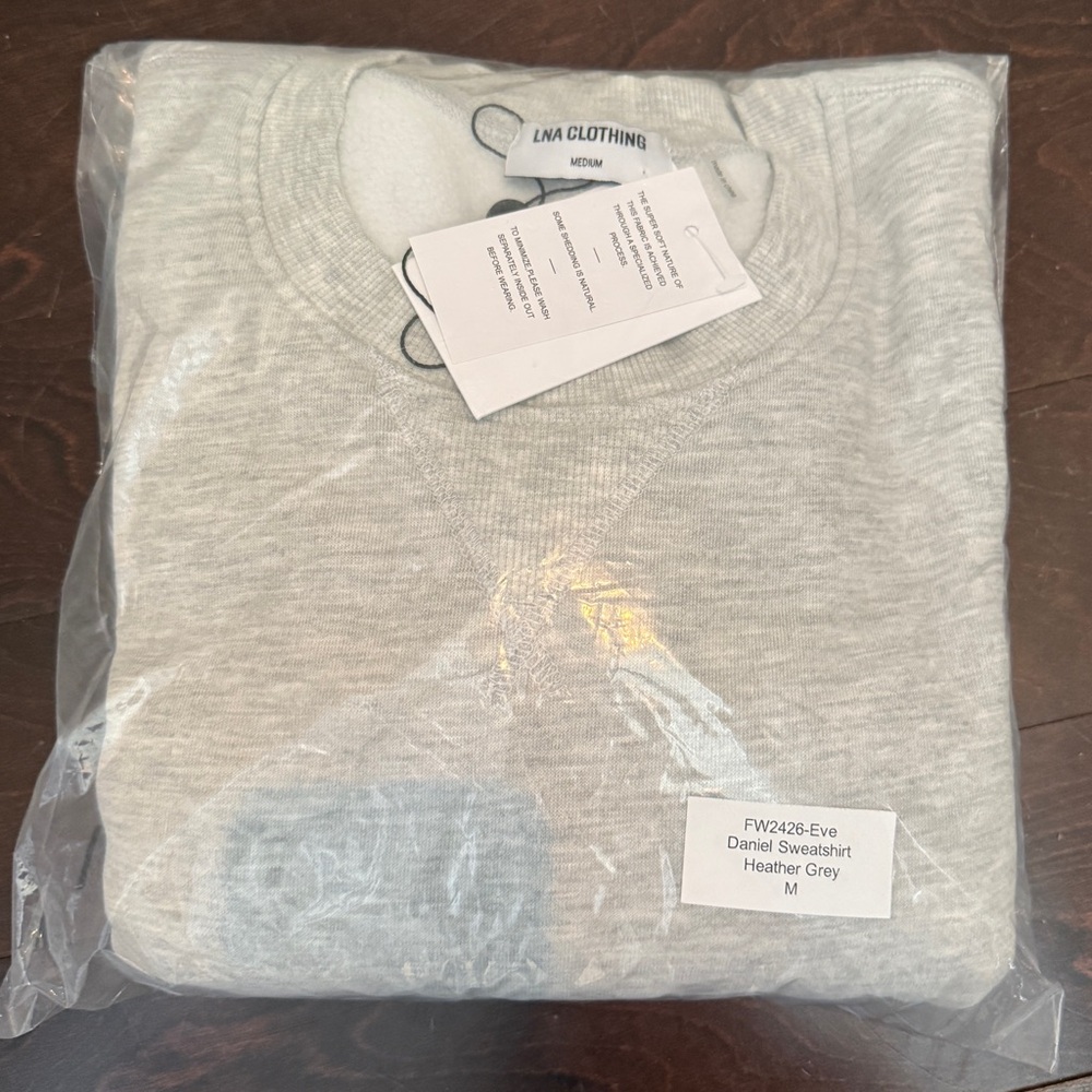 LNA Vintage Daniel Sweatshirt NWT - Picture 3 of 4